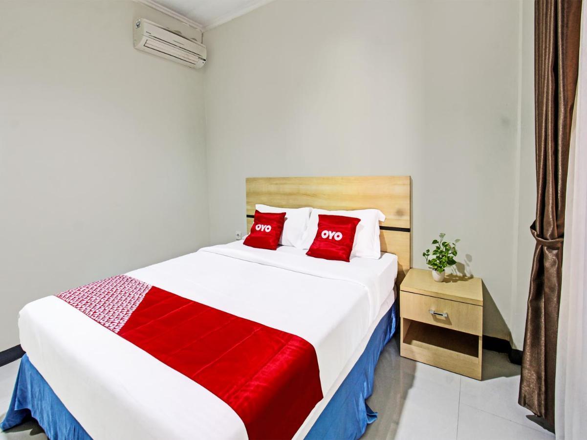 Oyo 91617 Hotel Mutiara Lombok Zewnętrze zdjęcie