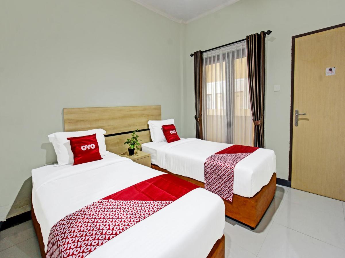 Oyo 91617 Hotel Mutiara Lombok Zewnętrze zdjęcie