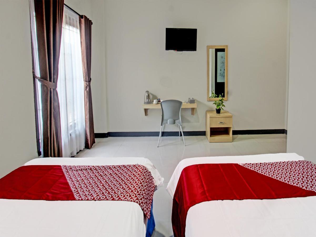Oyo 91617 Hotel Mutiara Lombok Zewnętrze zdjęcie