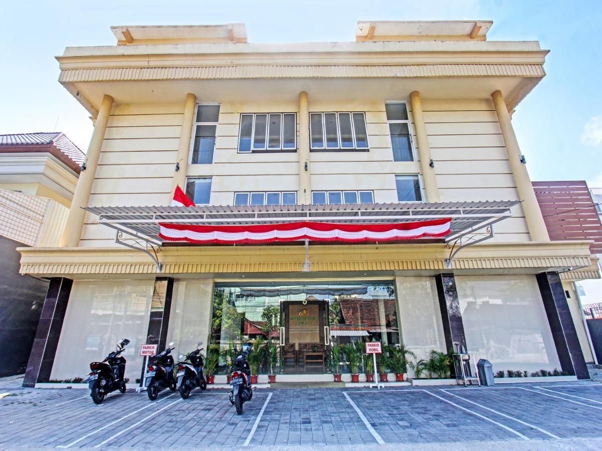 Oyo 91617 Hotel Mutiara Lombok Zewnętrze zdjęcie