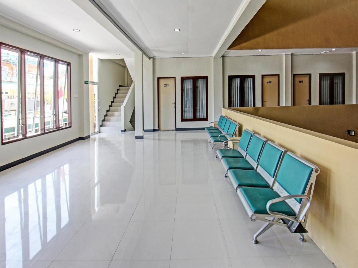 Oyo 91617 Hotel Mutiara Lombok Zewnętrze zdjęcie