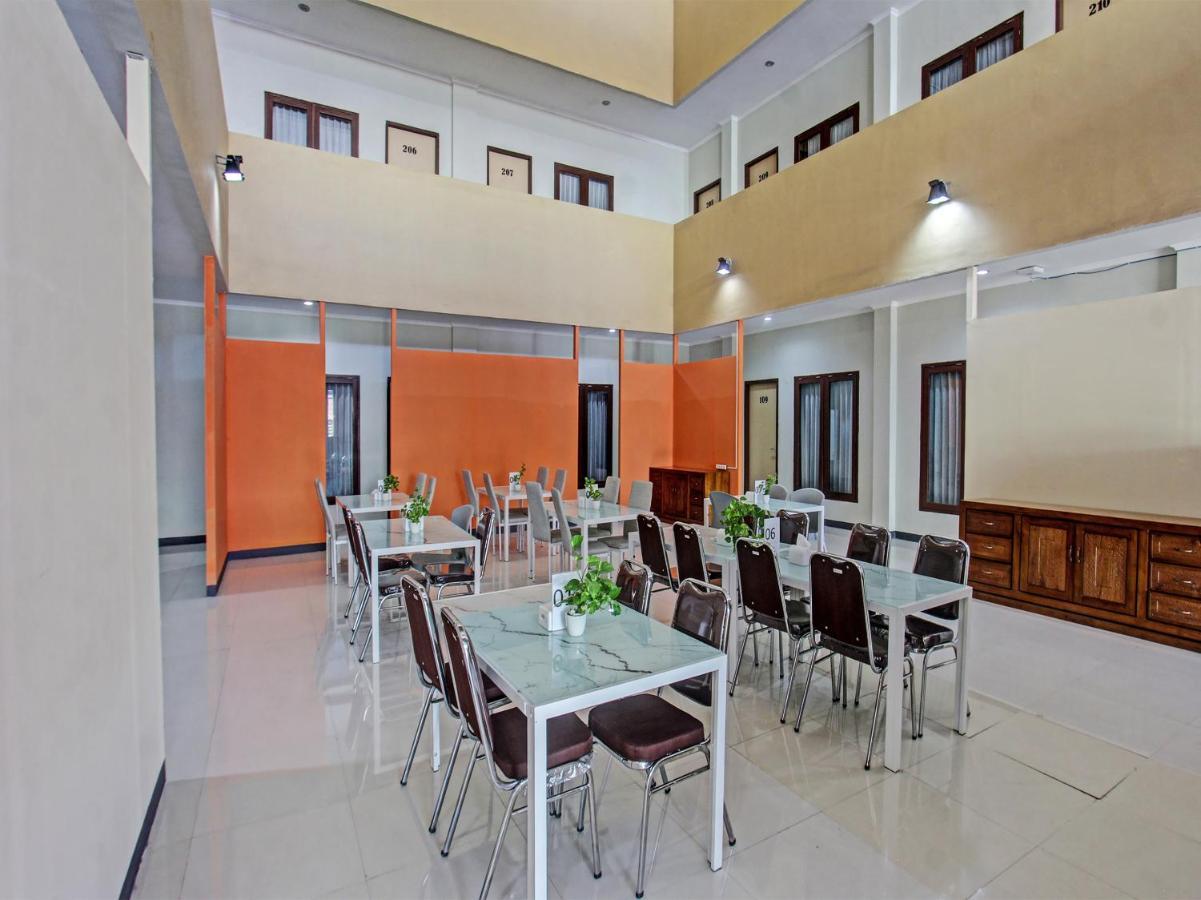 Oyo 91617 Hotel Mutiara Lombok Zewnętrze zdjęcie