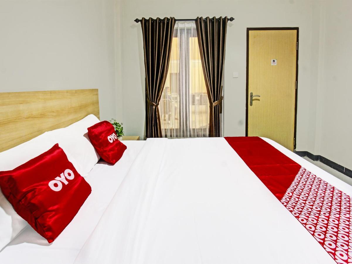 Oyo 91617 Hotel Mutiara Lombok Zewnętrze zdjęcie