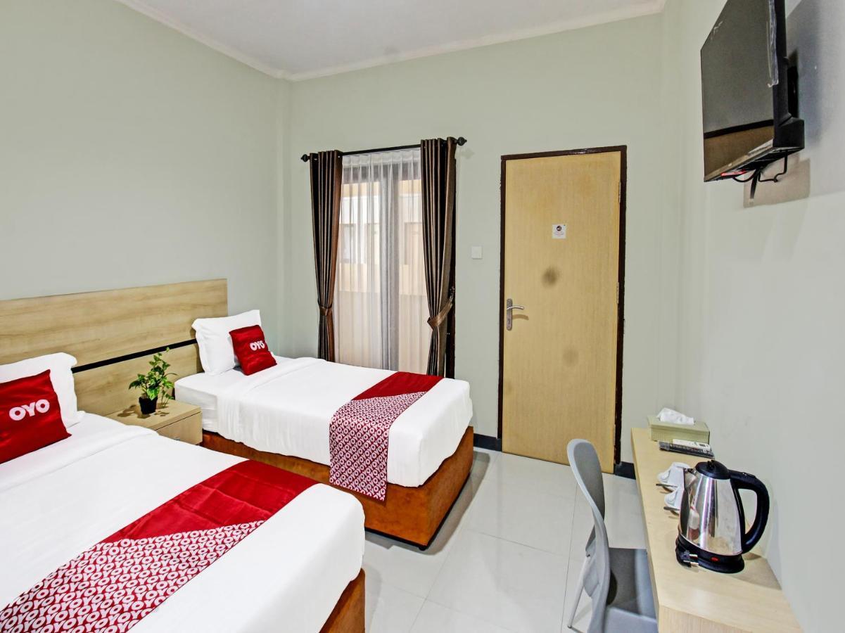 Oyo 91617 Hotel Mutiara Lombok Zewnętrze zdjęcie